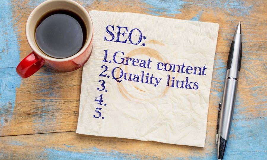 SEO مخفف عبارت انگلیسی Search Engine Optimization است که به معنی بهینهسازی وبسایت برای موتورهای جستوجو است.